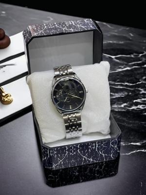 Men's Quartz Analog Watch - Stylish Silver Round Design, 1 Pc