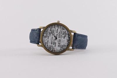 Stylish Women's Quartz Watch - 2 Pcs, Water Resistant, Round Dial